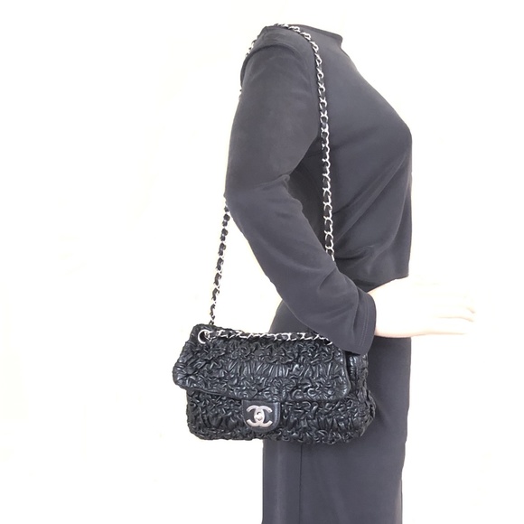 SOLD!   CHANEL ASTRAKHAN FLAP BAG - Picture 2 of 8